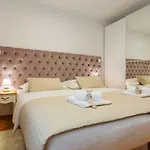 Valum Luxury Apartment