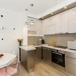 Valum Luxury * Split