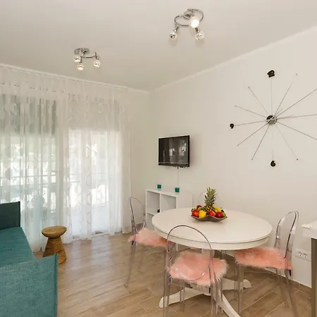 Valum Luxury Apartament *